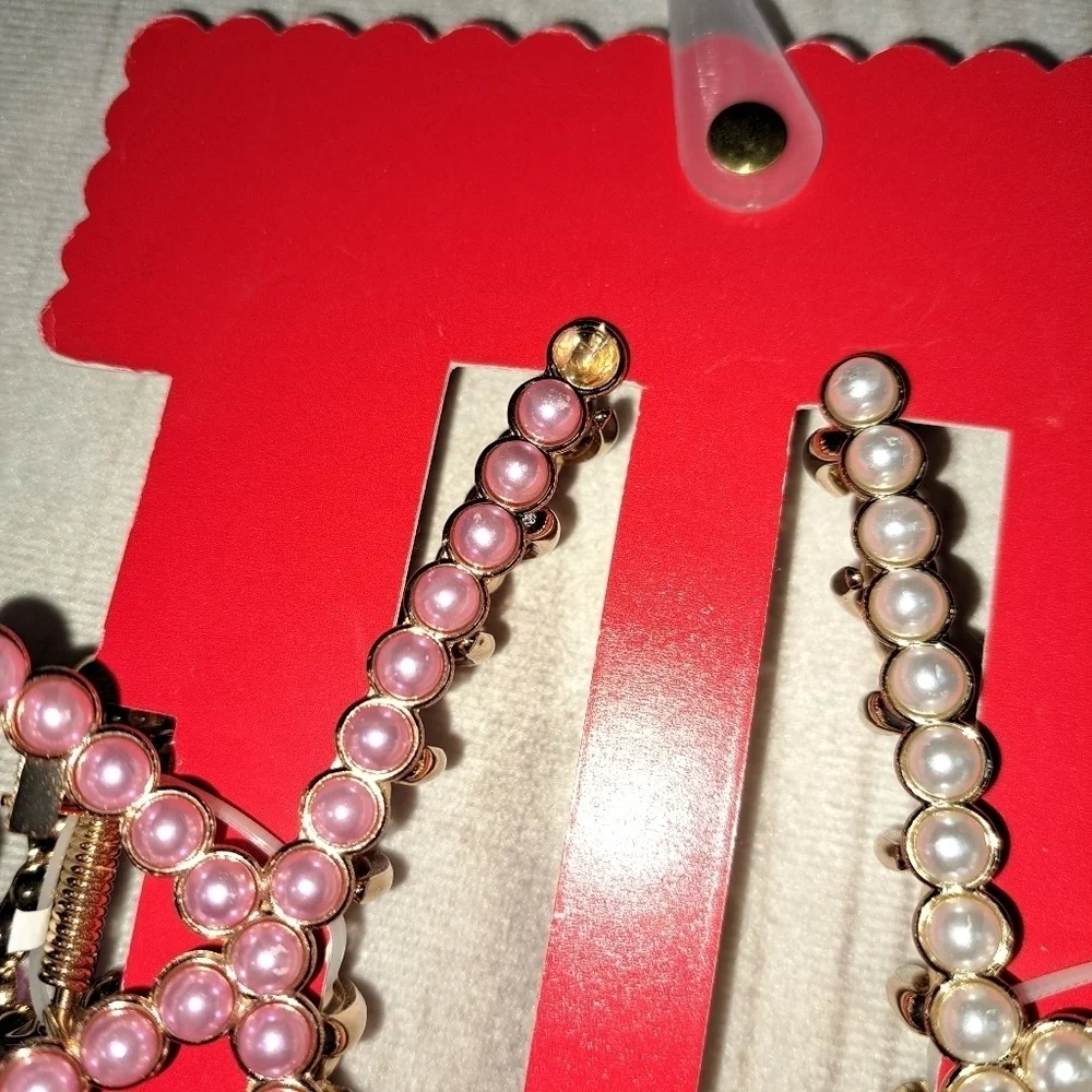 Piper K Claw Clips One Bead Missing See Photos